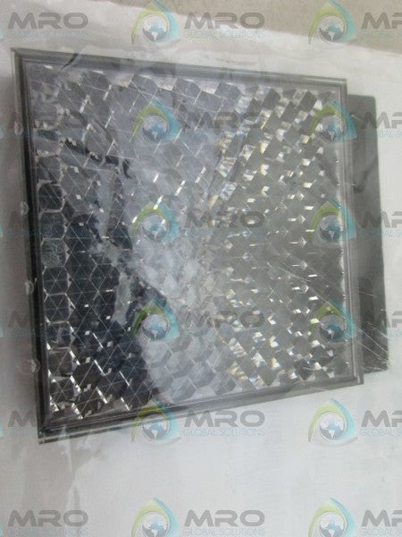 SICK P250 5304812 REFLECTOR * NEW IN FACTORY BAG *