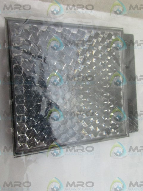 SICK P250 5304812 REFLECTOR * NEW IN FACTORY BAG *