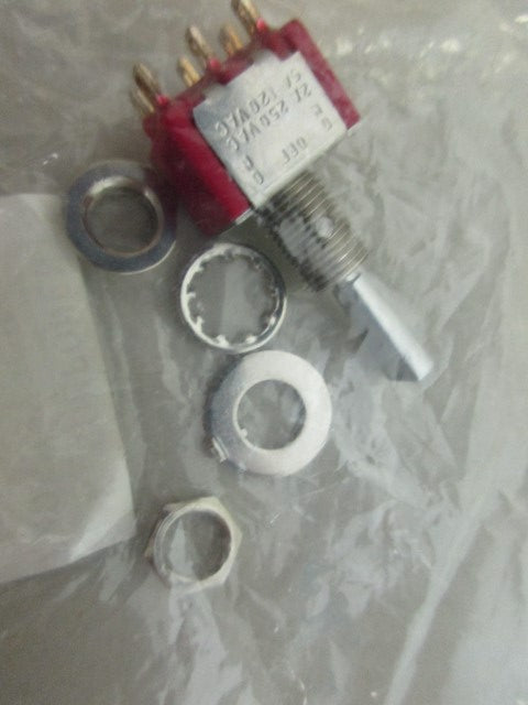 C&K 7205P3YZQE TOGGLE SWITCH *NEW IN FACTORY BAG*