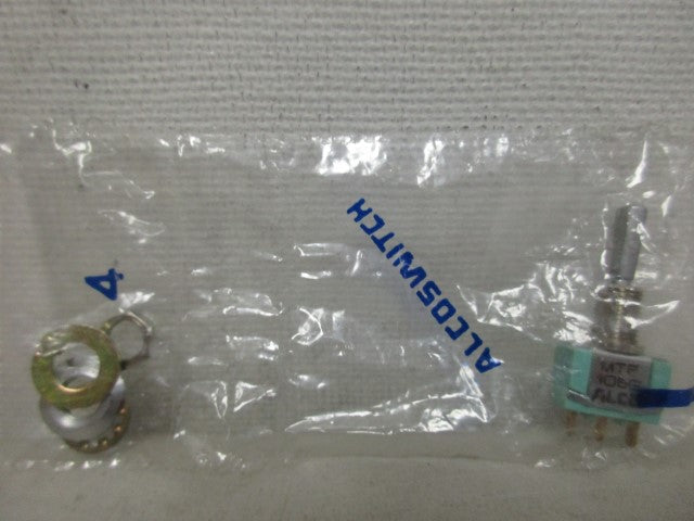 ALCO MTF106G TOGGLE SWITCH *NEW IN FACTORY BAG*