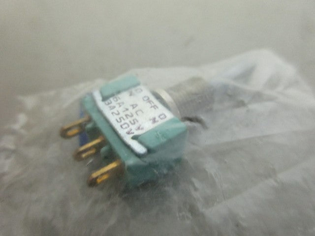 ALCO MTF106G TOGGLE SWITCH *NEW IN FACTORY BAG*