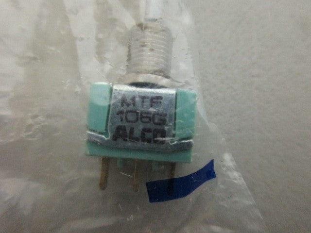 ALCO MTF106G TOGGLE SWITCH *NEW IN FACTORY BAG*