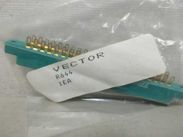 VECTOR R644 WIRE RECEPTACLE *NEW IN FACTORY BAG*
