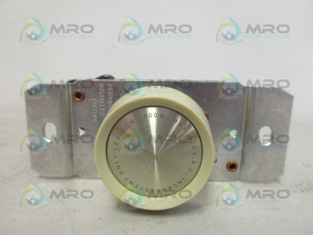 LEVITON 6681 ON/OFF ROTARY DIMMER *NEW IN BOX*
