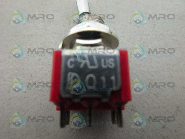 INDUSTRIAL MRO Q11 TOGGLE SWITCH *NEW NO BOX*