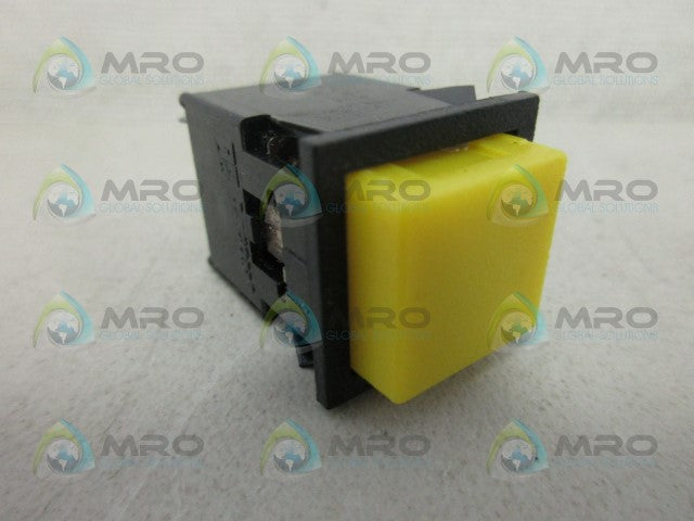 INDUSTRIAL MRO 05-62125 PUSH BUTTON (YELLOW) *USED*