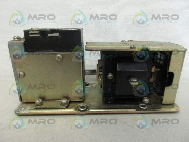 ALLEN BRADLEY 849-ZOA32 SER. B TIME DELAY RELAY *USED*
