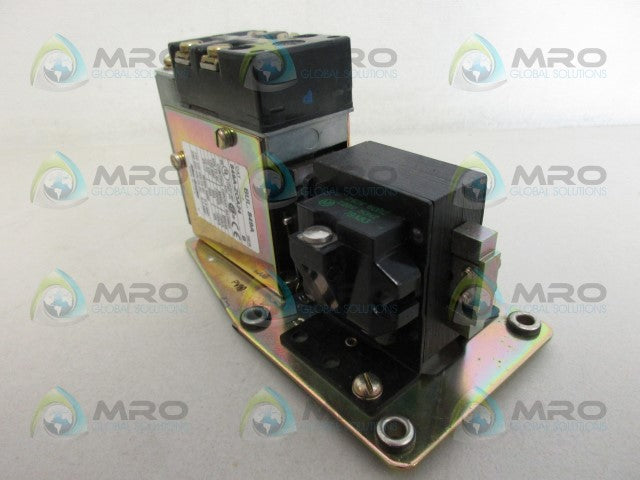 ALLEN BRADLEY 849A-ZOA24 SER. B PNEUMATIC TIMING RELAY *NEW NO BOX*
