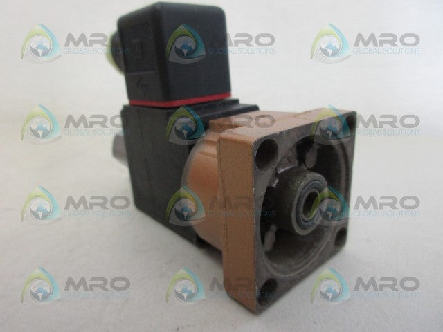 VERSA ESM-8012-44-H-HC-3BC-24VDC VALVE *NEW NO BOX*