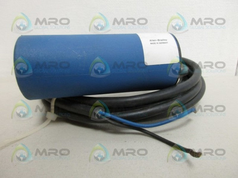 ALLEN BRADLEY 875CP-AM30C34-A2 SER A PROXIMITY SWITCH *USED*
