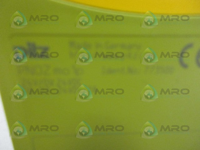PILZ PNOZMO1P SAFETY RELAY *NEW IN BOX*