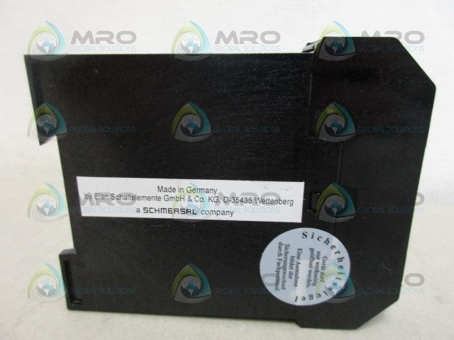 SCHMERSAL AZR31T0 SAFETY RELAY *NEW NO BOX*