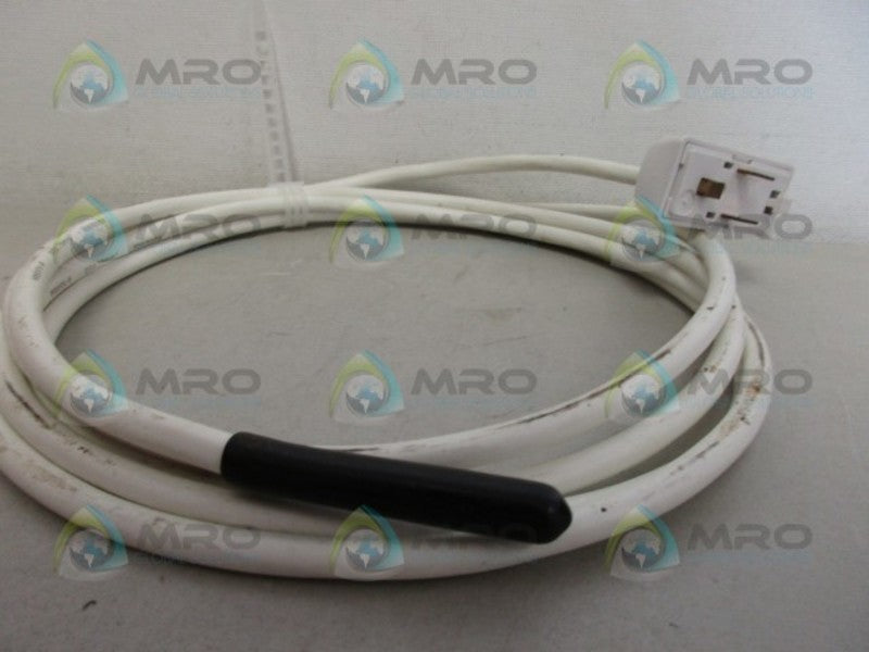 INDUSTRIAL MRO BS5733 POWER PLUG *NEW NO BOX*