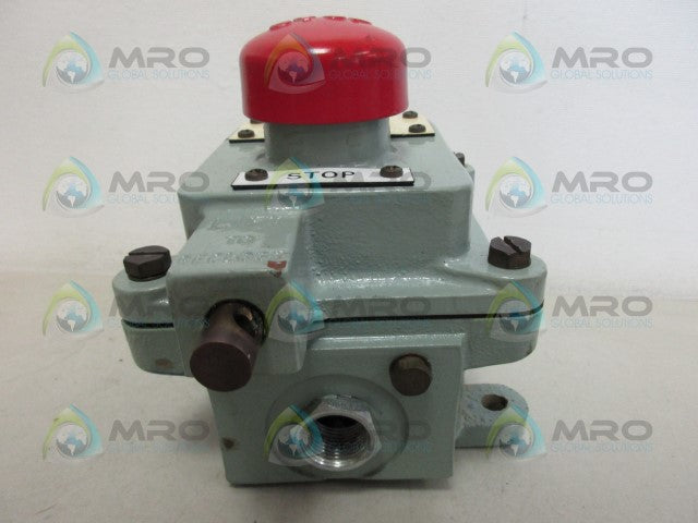 ALLEN WEST 78209 PUSH BUTTON STATION *USED*
