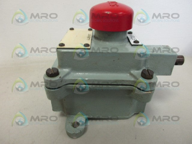 ALLEN WEST 78209 PUSH BUTTON STATION *USED*