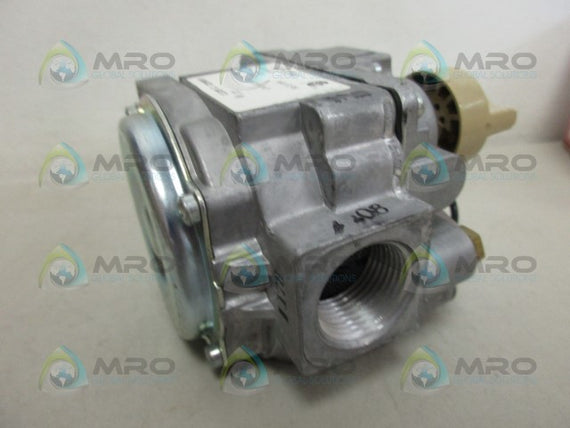 ROBERTSHAW 7000BMVR GAS VALVE *NEW IN BOX*