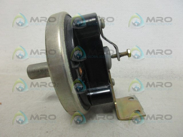 EATON 738-761-2 PRESSURE LEVEL SWITCH *USED*