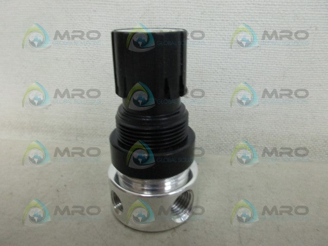 MASTER PNEUMATIC R56M-2 PRESSURE REGULATOR VALVE *NEW IN BOX*