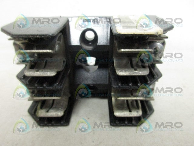 BUSSMANN H25030-2PR FUSE HOLDER *USED*