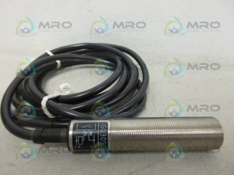 IFM EFECTOR IG0305 INDUCTIVE PROXIMITY SENSOR *NEW NO BOX*