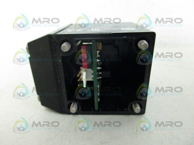 PEPPERL+FUCHS MPL2HD PHOTOELECTRIC SENSOR *USED*
