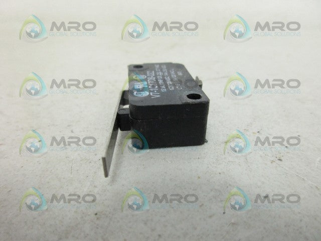 HONEYWELL V7-1C17D8-022 MICROSWITCH *USED*