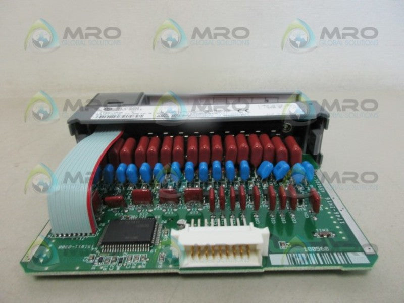 ALLEN BRADLEY SLC500 1746-IM16 SER. C INPUT MODULE *NEW IN BOX*