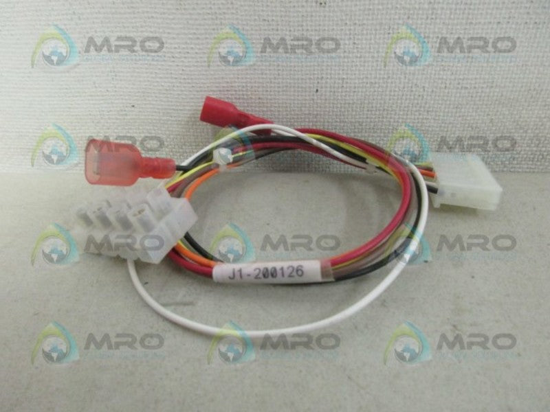 INDUSTRIAL MRO J1-200126 CONNECTOR *USED*