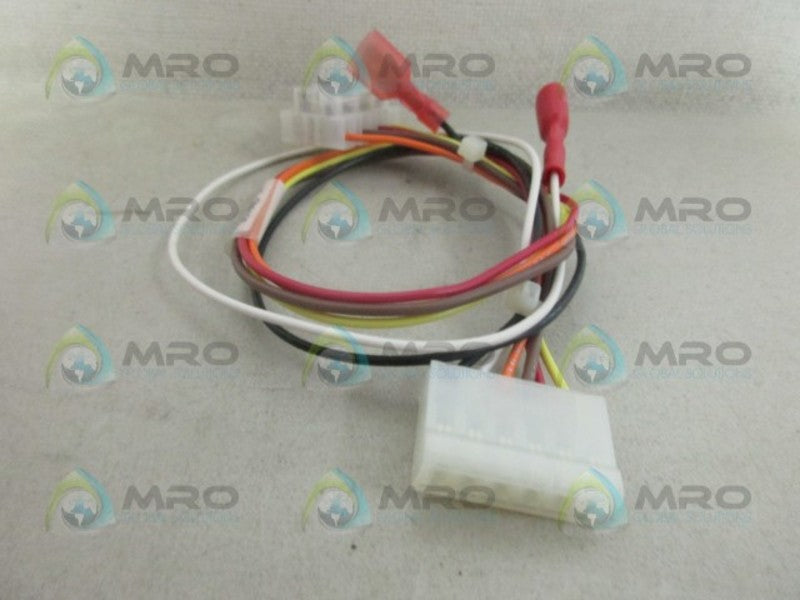 INDUSTRIAL MRO J1-200126 CONNECTOR *USED*