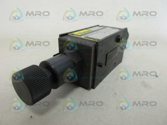 PARKER FM2DDKN50 HYDRAULIC FLOW CONTROL VALVE *NEW NO BOX*