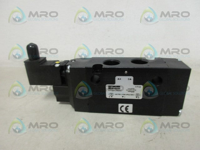 PARKER B512AC553C SOLENOID AIR CONTROL VALVE *NEW IN BOX*