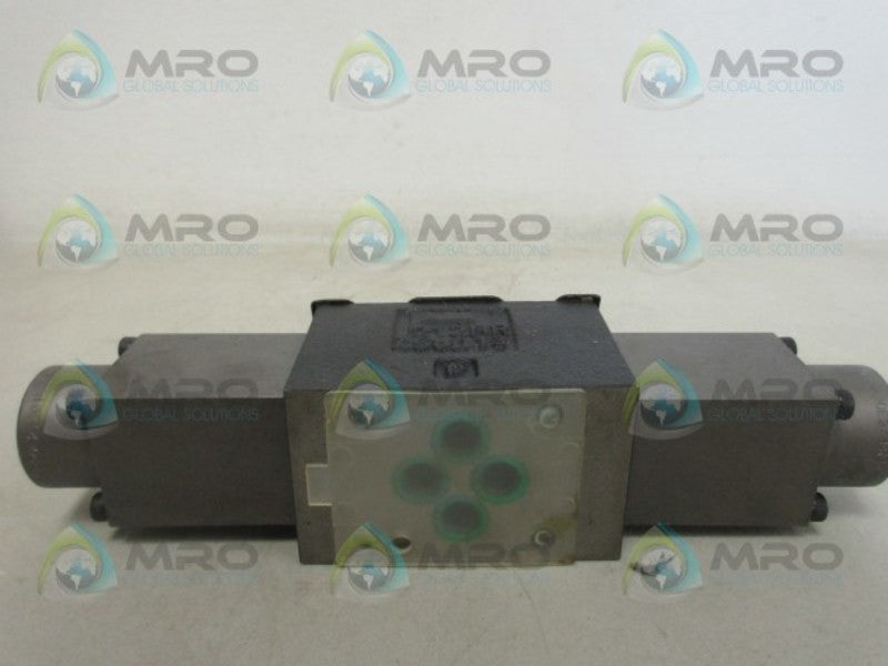 INDUSTRIAL MRO 212HR358D13 VALVE *NEW NO BOX*