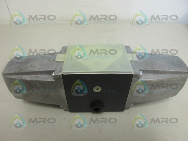 VICKERS DG4S4012C50 SOLENOID VALVE *NEW NO BOX*