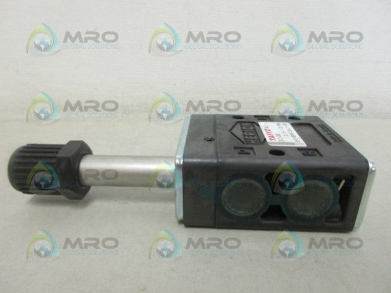 TAIYO 3EC-08E SOLENOID VALVE (AS PICTURED) *NEW NO BOX*