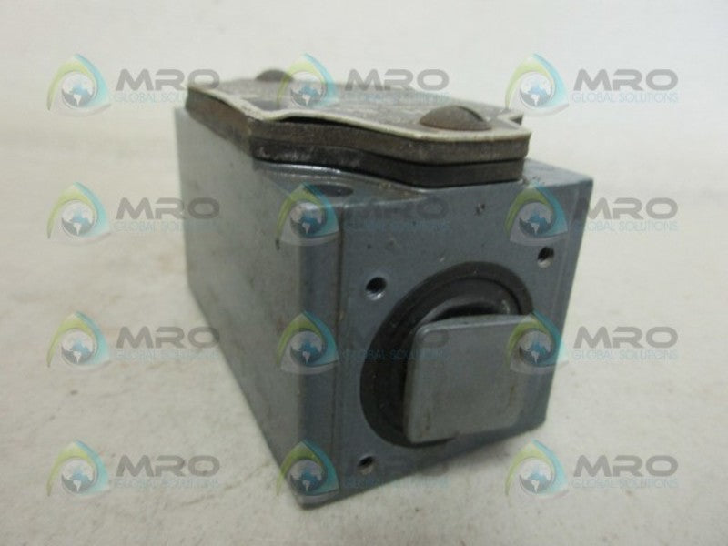 INDUSTRIAL SPARE PART 802T-ALW5 SER. D OILTIGHT LIMIT SWITCH (BODY ONLY)  UNMP