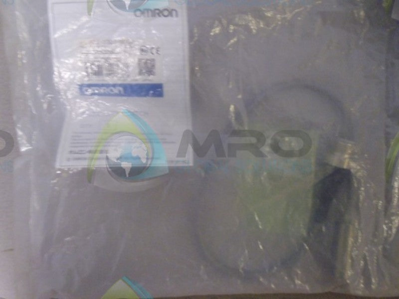 OMRON E2E-X3D1-M1GJ PROXITIMITY SWITCH *NEW IN BOX*