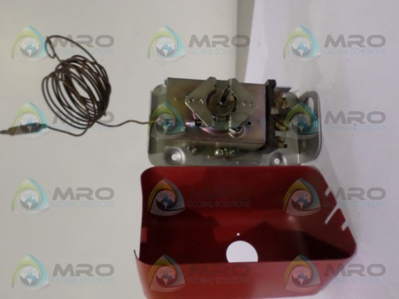 CHROMALOX 300-048518-005 CONTROLLER  UNMP