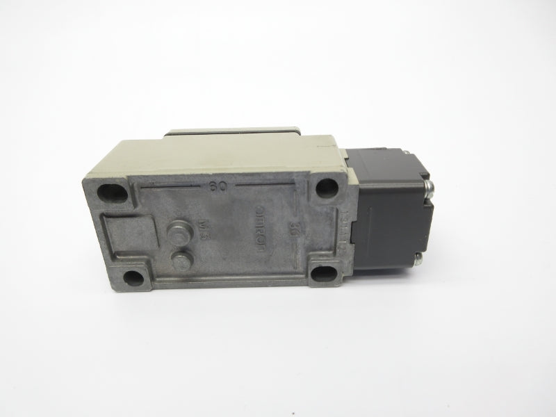 OMRON D4B-2A16N 400V 2A NSNP