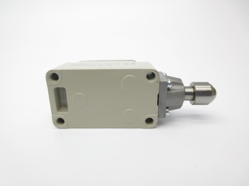 AZBIL 2LS-J6GEC 125VAC 3A NSNP