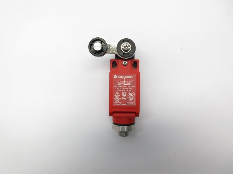 ALLEN BRADLEY 440P-CSLB12R6 SER. B 240V 3A (WH) NSMP