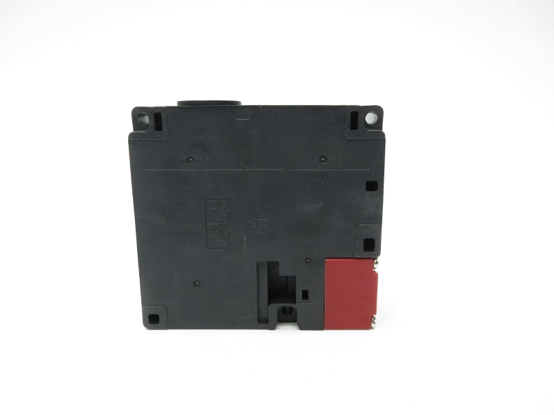 OMRON D4NL-4HFA-BS 240VAC 3A NSMP