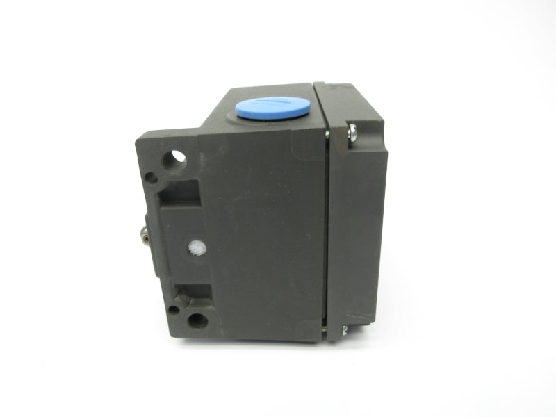 BALLUFF BNS813-B06-L12-61-A-22-06 BNS02P7 NSMP