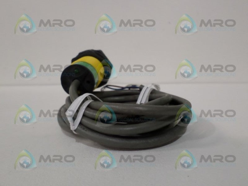 BANNER ENGINEERING S30SP6FF600 PHOTOELECTRIC SWITCH  UNMP