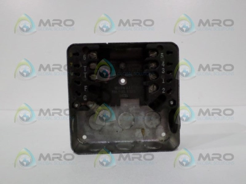 HONEYWELL R4795 MOUNTING BASE  UNMP