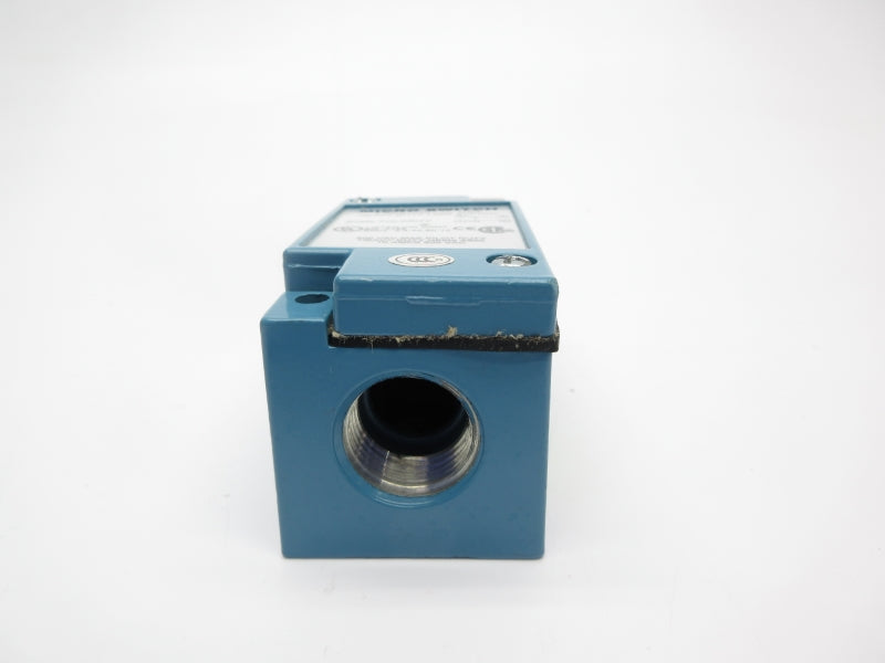 MICRO SWITCH LSJ3K-7N 600VAC 10A NSMP