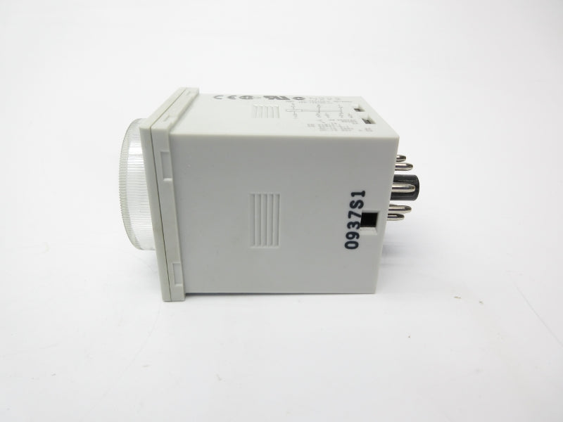 ALLEN BRADLEY 700-HRM12TA17 SER. C 100-240VAC 5A 0-30MIN NSNP