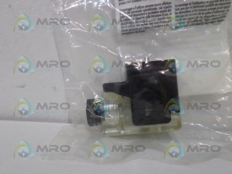 MURR ELEKTRONIK SC11-LS24-0 SOLENOID VALVE CONNECTOR * NEW IN FACTORY BAG *