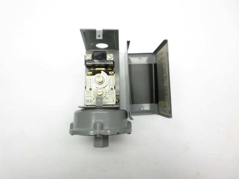ALLEN BRADLEY 836-C1 SER. A 125-250V 25PSI UNMP