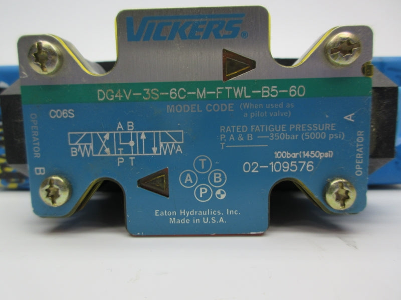 VICKERS DG4V3S6CMFTWLB560 02-109576 110/120V .48/.46A 5000PSI NSNP