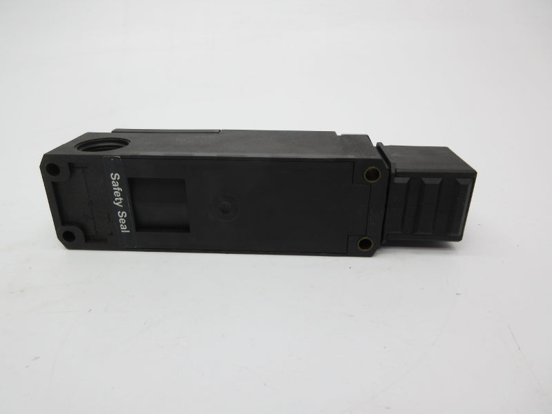 JOKAB SAFETY 2TLJ020036R2100 JSNY9M24VUC 24VAC/DC 2.5A NSMP